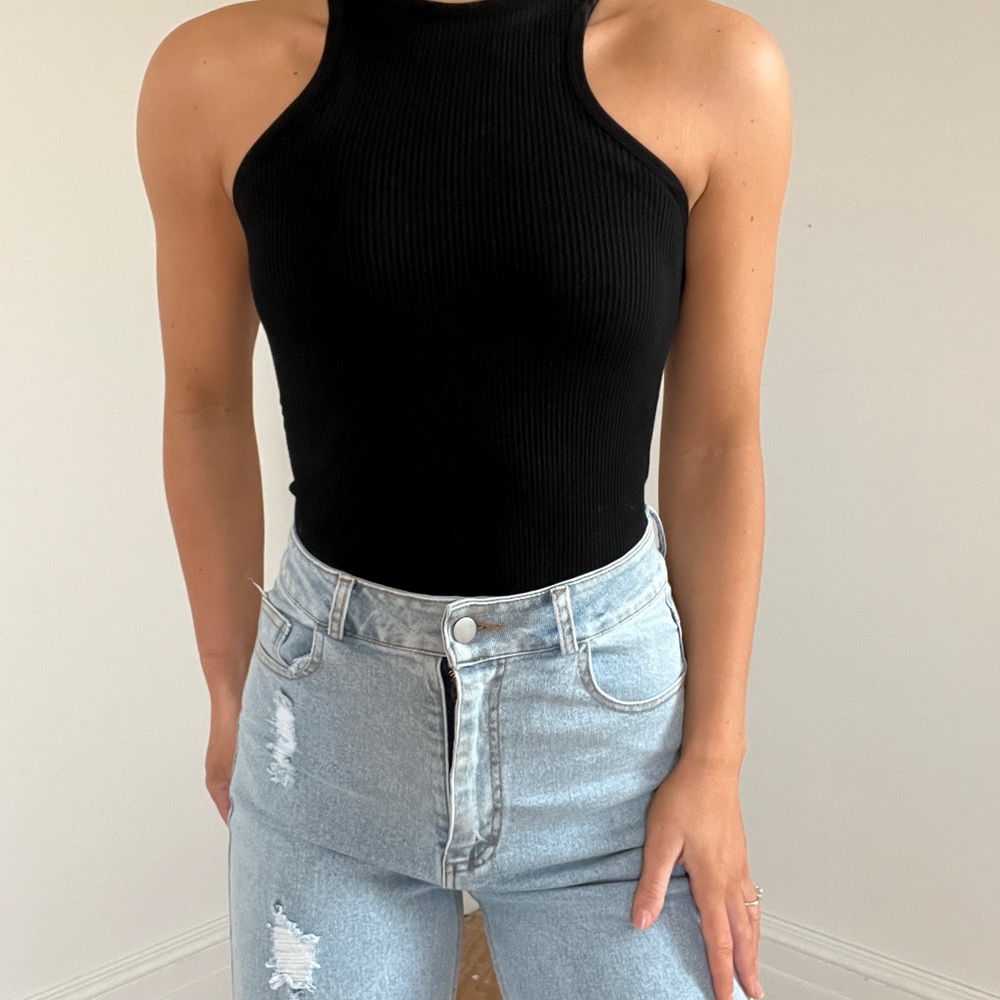 Black Ribbed Sleeveless bodysuit
